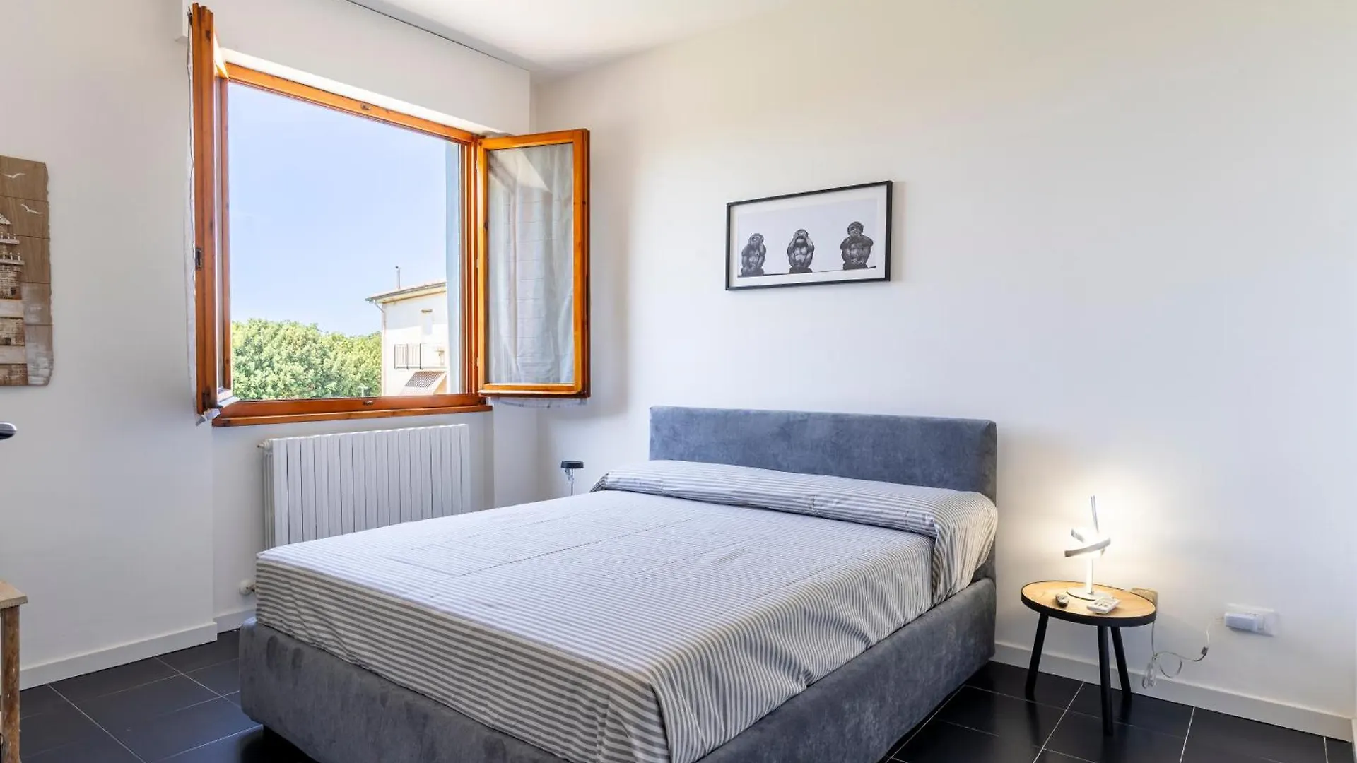 Livorno Sea View Flat W/ Balconies Near The Beach! 0*,  Italy